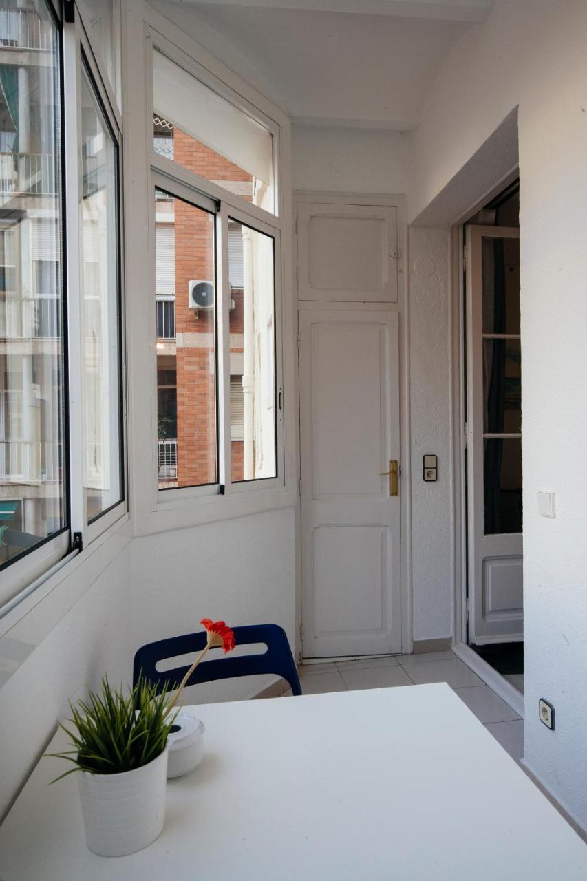 Apartamento Eixample Sants Estacio Barcelona Buitenkant foto