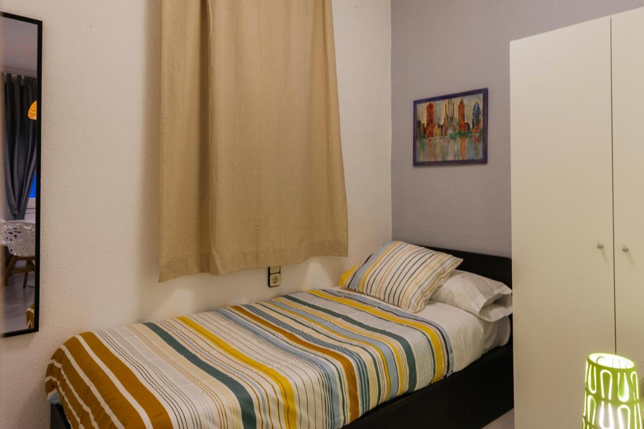 Apartamento Eixample Sants Estacio Barcelona Buitenkant foto